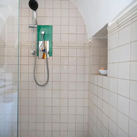 Guesthost - Casa Basilico With Terrace Apartament Ostuni