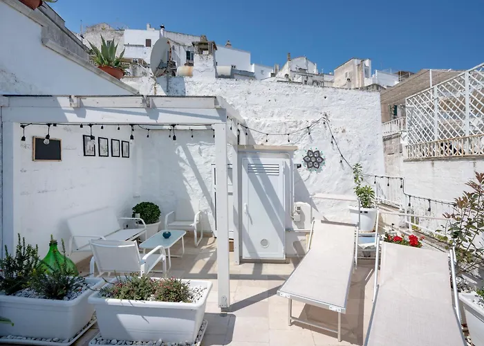 Guesthost - Casa Basilico With Terrace 아파트 오스투니