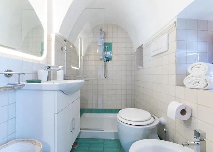 아파트 Guesthost - Casa Basilico With Terrace 오스투니